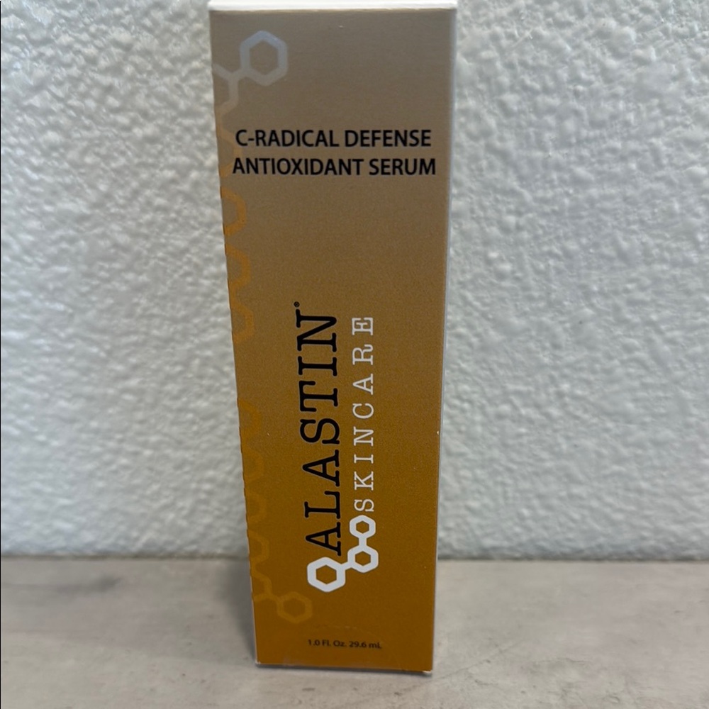 C-Radical Defense Antioxidant Serum - Gold